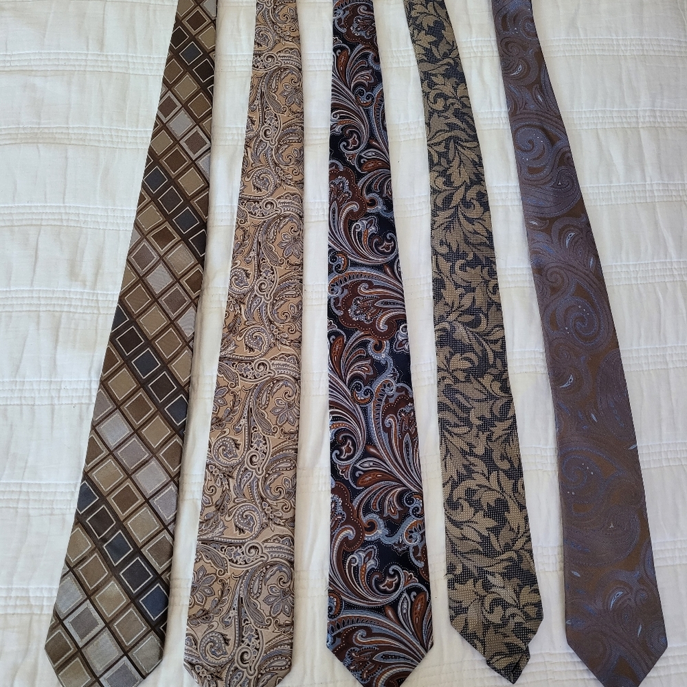 Mens tie set brown , tan and blues